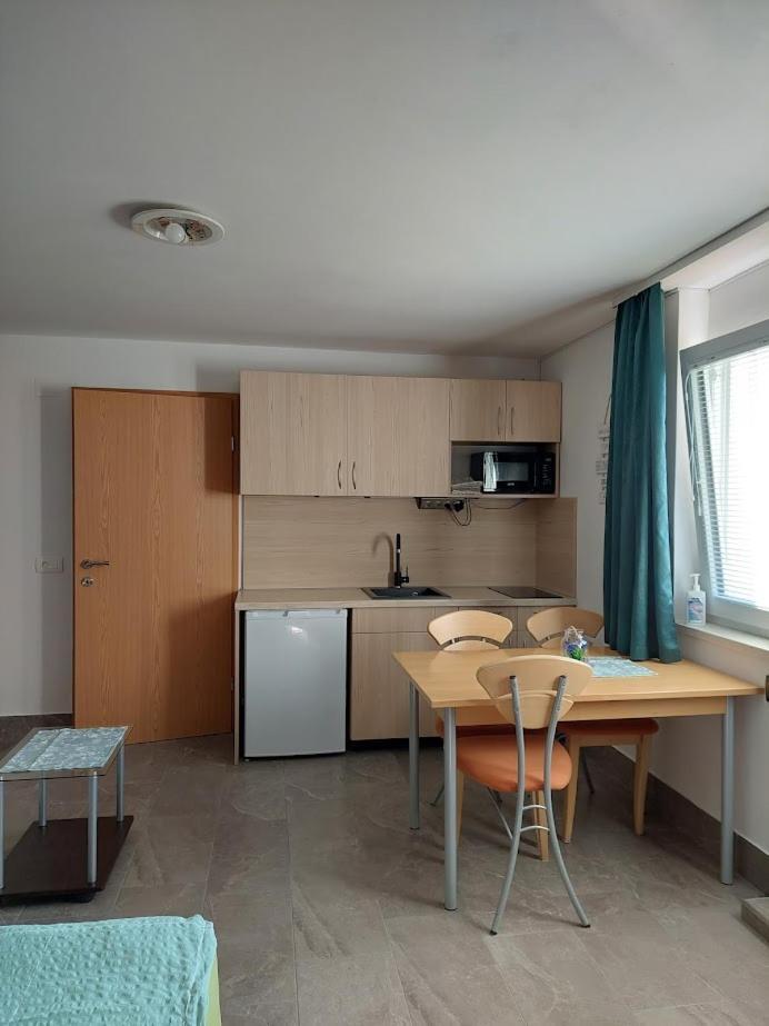 Studio Apartma Zirovnik سيركلجي نا جورينجسكيم المظهر الخارجي الصورة